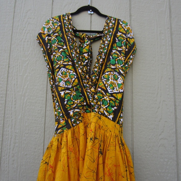 Womens Maxi Dress Free size M-2X Yellow Contrast Froral  Halter Neck Fairy READ* - Picture 2 of 16